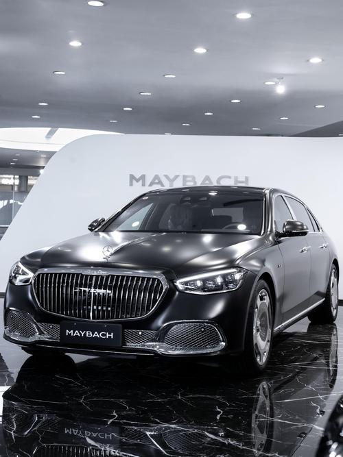 佛山330岚图汽车的售后服务让用户无忧出行，迈巴赫未来的豪华车趋势